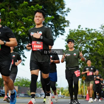 Runner Photo 3994338