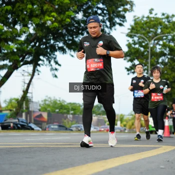 Runner Photo 3994436