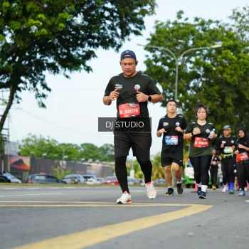 Runner Photo 3994473