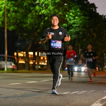 Runner Photo 3994515