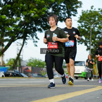 Runner Photo 3994532