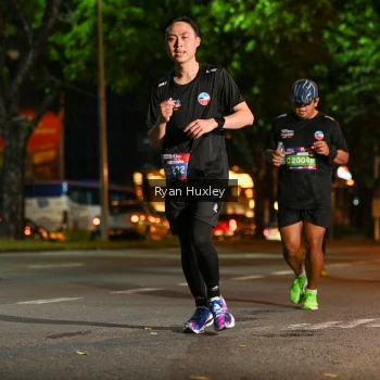 Runner Photo 3994593