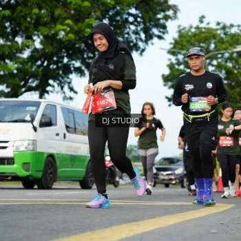 Runner Photo 3994595