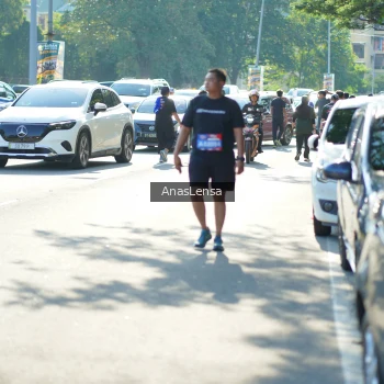 Runner Photo 3994600