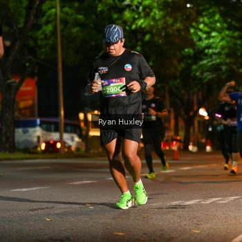 Runner Photo 3994605