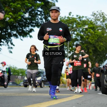 Runner Photo 3994624