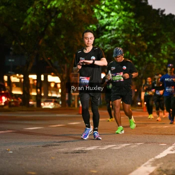 Runner Photo 3994645