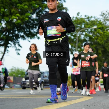 Runner Photo 3994657