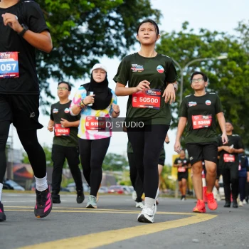 Runner Photo 3994681