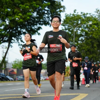 Runner Photo 3994722