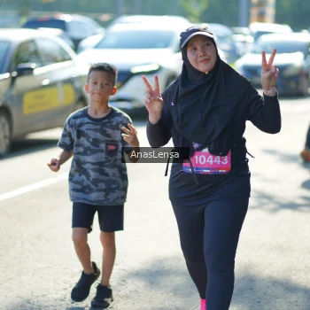 Runner Photo 3994733