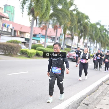 Runner Photo 3994737