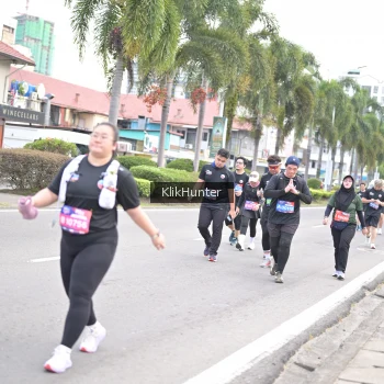 Runner Photo 3994749