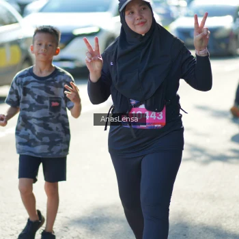 Runner Photo 3994750
