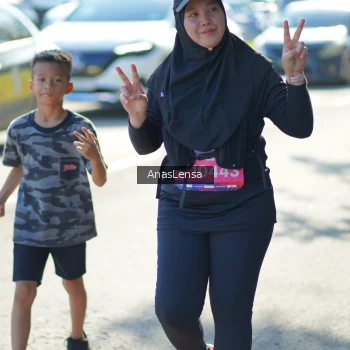 Runner Photo 3994756