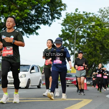 Runner Photo 3994786
