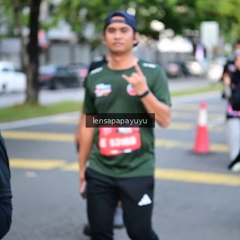 Runner Photo 3994795