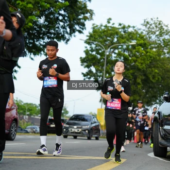 Runner Photo 3994947