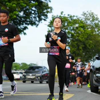 Runner Photo 3994982