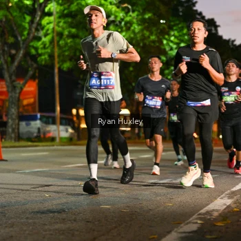 Runner Photo 3994998