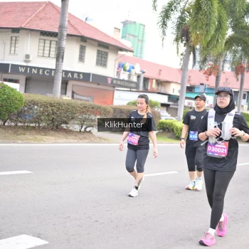 Runner Photo 3995045