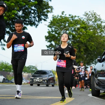 Runner Photo 3995055