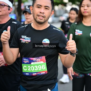Runner Photo 3995075