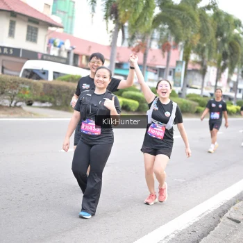 Runner Photo 3995103