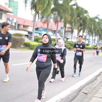 Runner Photo 3995117