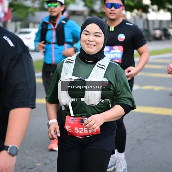 Runner Photo 3995135
