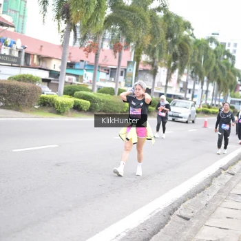Runner Photo 3995145