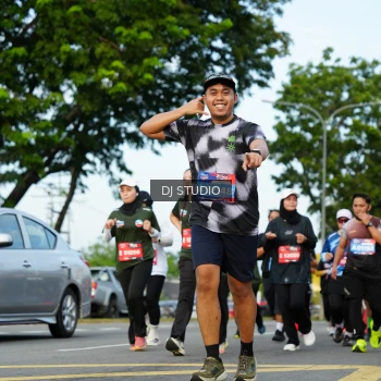 Runner Photo 3995150