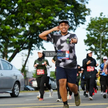 Runner Photo 3995154