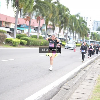 Runner Photo 3995156