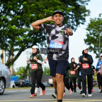 Runner Photo 3995164