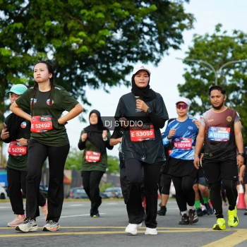 Runner Photo 3995190