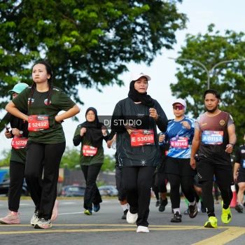 Runner Photo 3995192