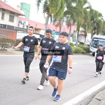 Runner Photo 3995229