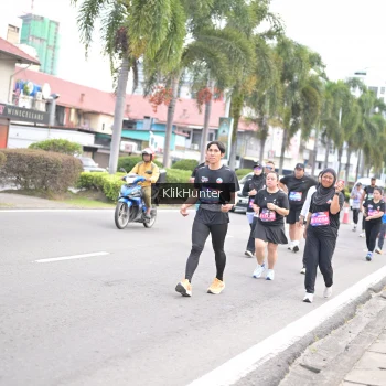 Runner Photo 3995257