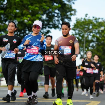 Runner Photo 3995263