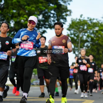 Runner Photo 3995271