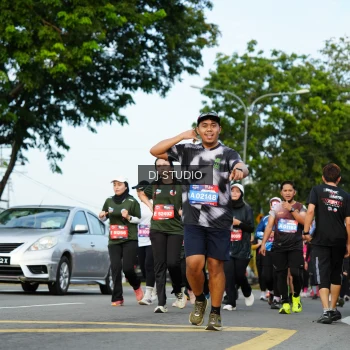 Runner Photo 3995276