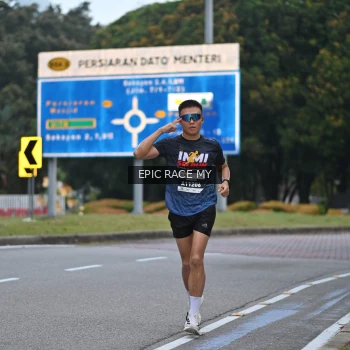 Runner Photo 3995325