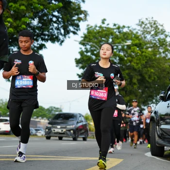Runner Photo 3995338