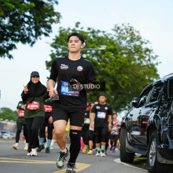 Runner Photo 3995340