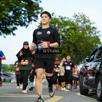 Runner Photo 3995351
