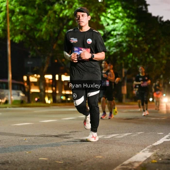 Runner Photo 3995370