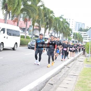 Runner Photo 3995381