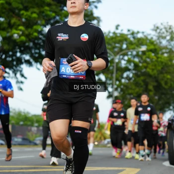 Runner Photo 3995384