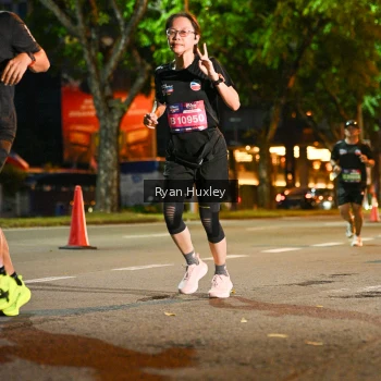 Runner Photo 3995385